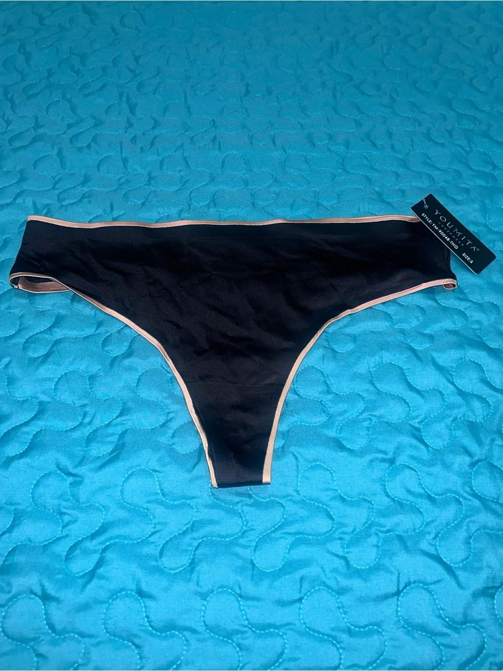 Lot of 6 Thong and Cheeky Panties NWT!!!!